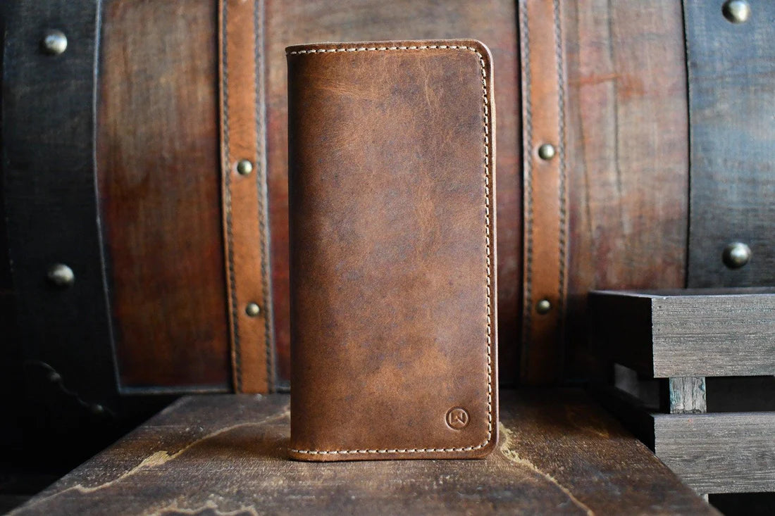 Randolph Roper (American Bison) - Handmade Leather Wallet